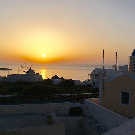 Christos Apartments Oia ภายนอก รูปภาพ