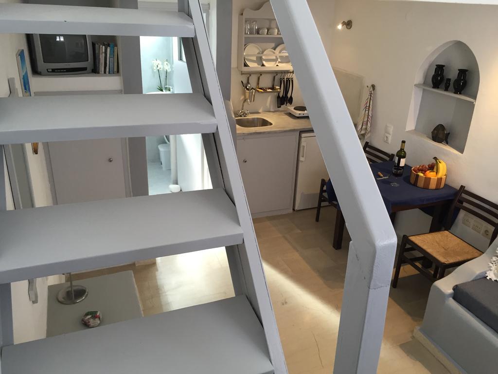 Christos Apartments Oia ภายนอก รูปภาพ