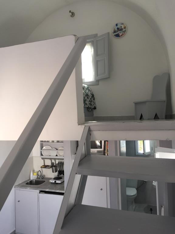 Christos Apartments Oia ภายนอก รูปภาพ