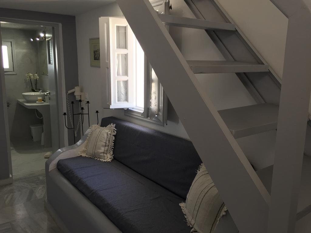 Christos Apartments Oia ภายนอก รูปภาพ