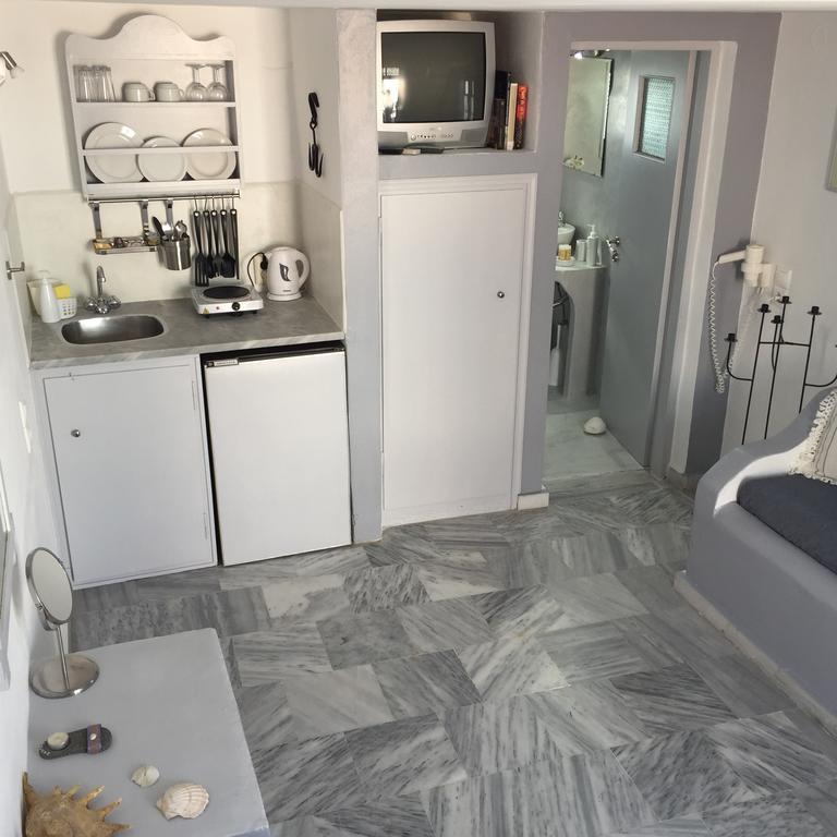 Christos Apartments Oia ภายนอก รูปภาพ