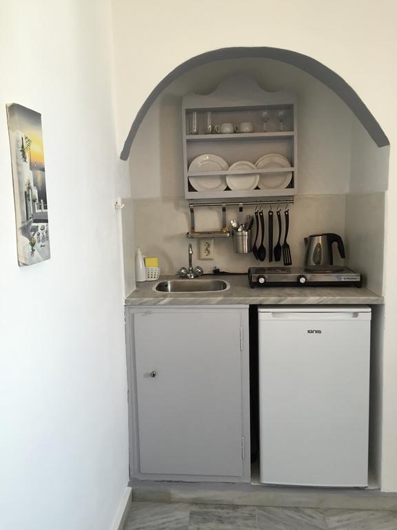 Christos Apartments Oia ภายนอก รูปภาพ
