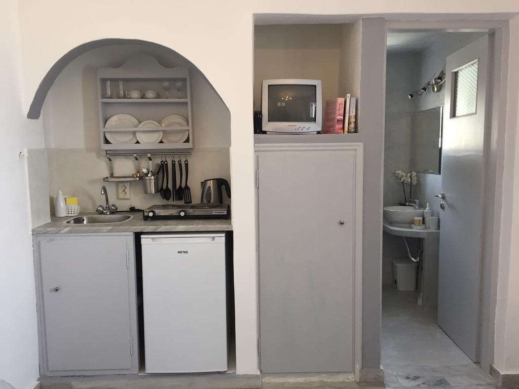 Christos Apartments Oia ภายนอก รูปภาพ