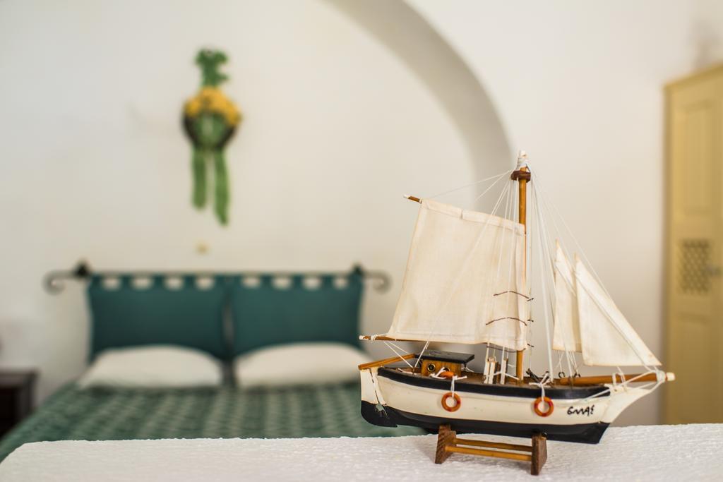 Christos Apartments Oia ภายนอก รูปภาพ