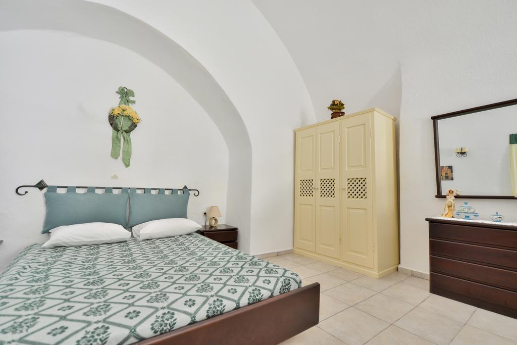 Christos Apartments Oia ภายนอก รูปภาพ
